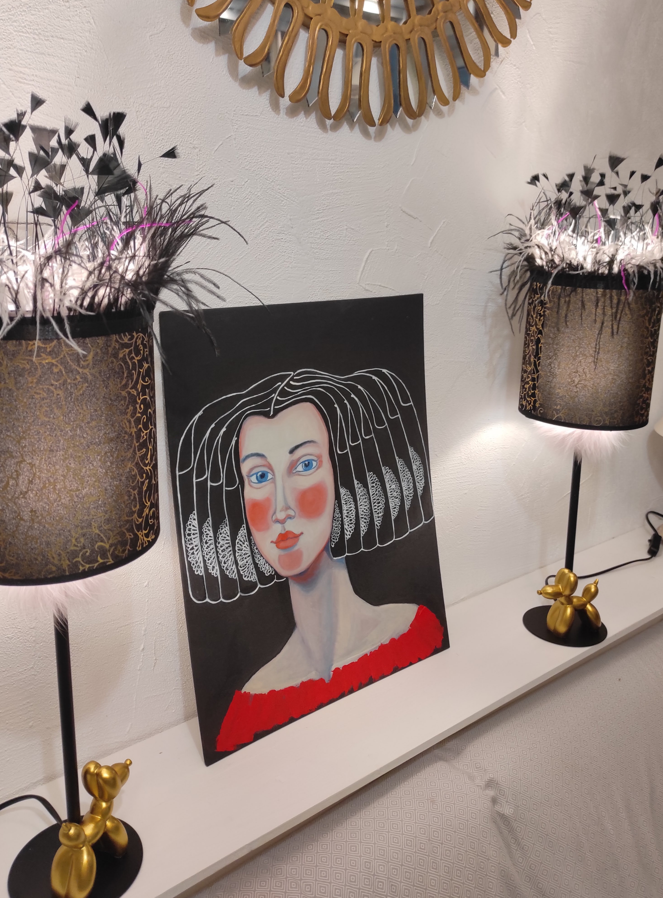 МАДЕЛИФ В КРАСНОМ ПЛАТЬЕ