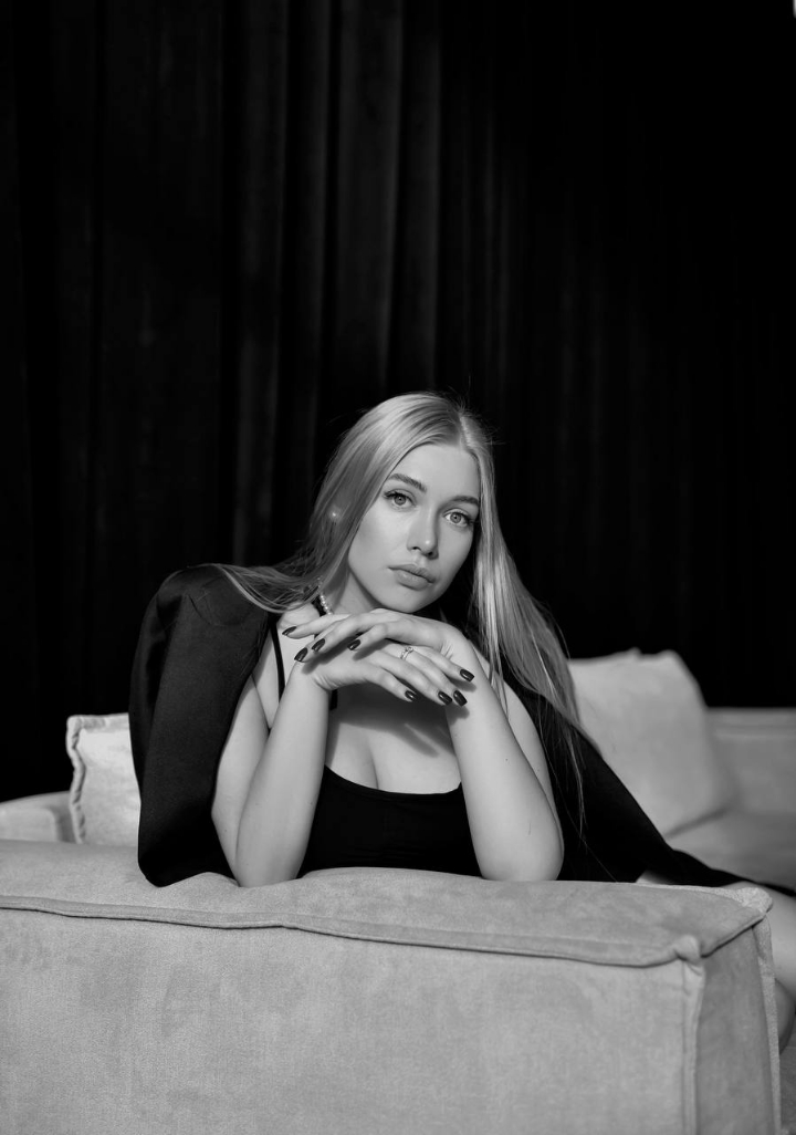 Фото модели -  Ирина Бурова
